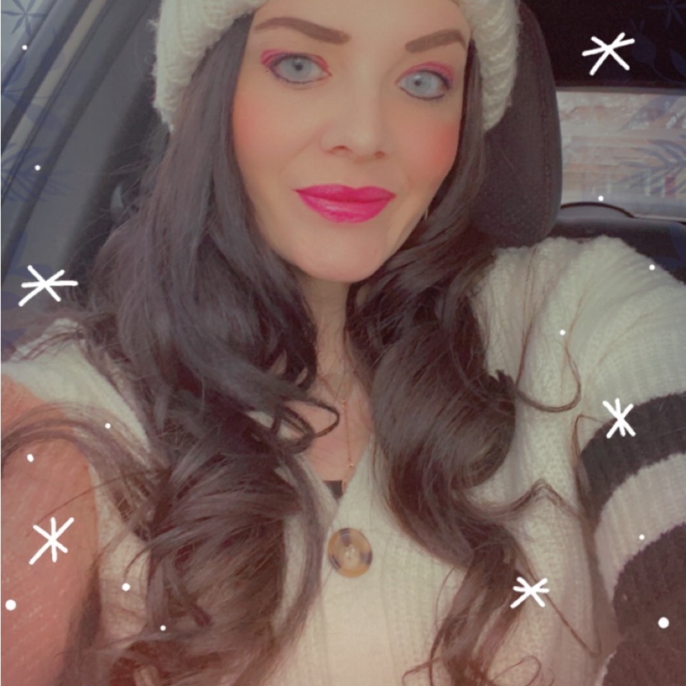 Meet your Posher, Danielle